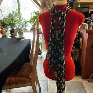 Disney Black and White Skull Pattern Scarf